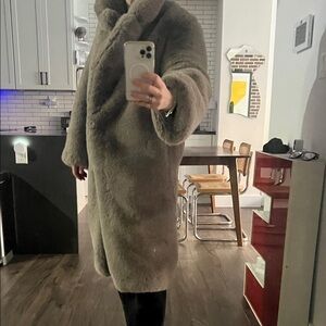 H&M thick heavy faux fur coat
